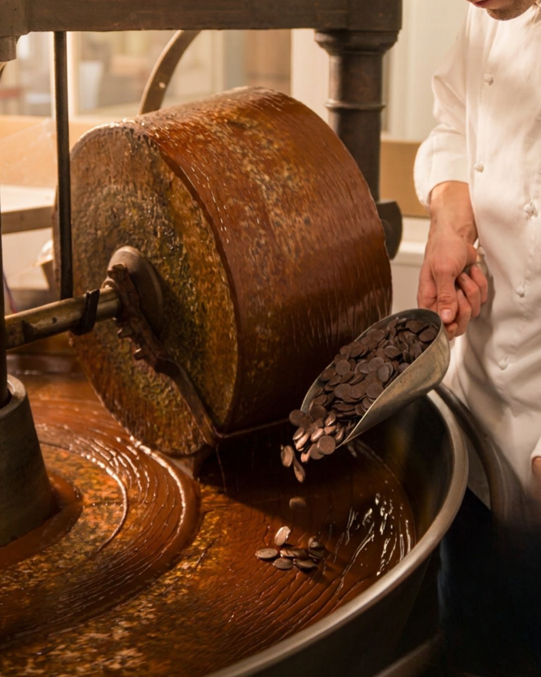 LA LAVORAZIONE ARTIGIANALE