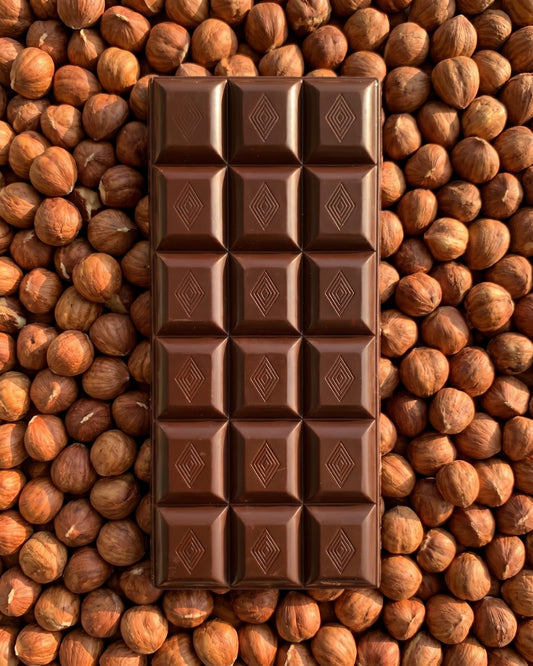 Tavoletta di Cioccolato Fondente con Nocciole